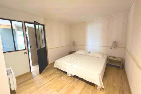 Barnes Bassin d’Arcachon appartement lumineux avec cuisine ouverte