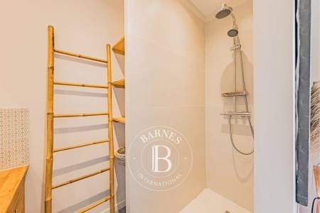 VILLA DE STYLE FERRET-CAPIEN AVEC PISCINE ET 5 CHAMBRES AU PYLA-SUR-MER