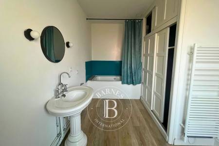 Barnes Bassin d’Arcachon commerce avec appartement et cave