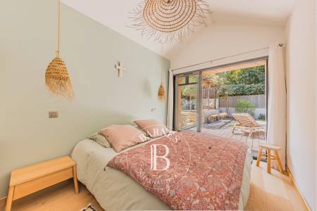 VILLA DE STYLE FERRET-CAPIEN AVEC PISCINE ET 5 CHAMBRES AU PYLA-SUR-MER