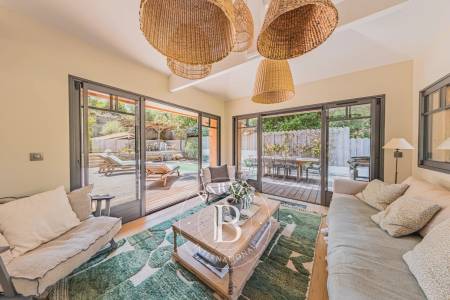 chambres avec salle d’eau et balcon sur jardin