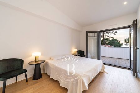 9. Quartier calme et recherché Pyla-sur-Mer