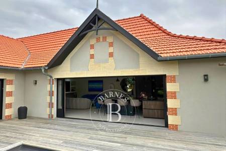 ÉLÉGANTE MAISON CONTEMPORAINE AVEC PISCINE AU COEUR D’ARCACHON, PROCHE PLAGE