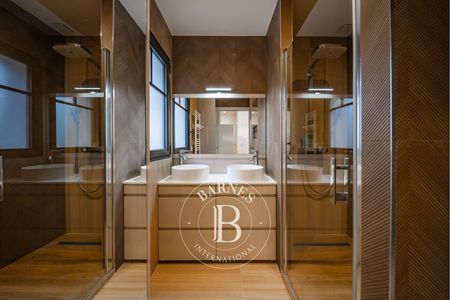 8. Cuisine dinatoire équipée haut de gamme Pyla-sur-Mer