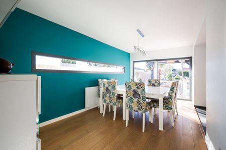 VENTE VILLA AVEC 5 CHAMBRES ET PISCINE LA TESTE