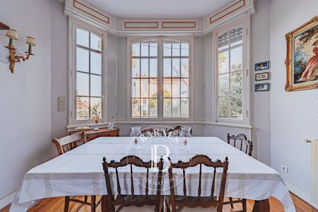 Terrasse ensoleillée avec aperçu sur le Bassin d’Arcachon - Barnes Bassin d’Arcachon.