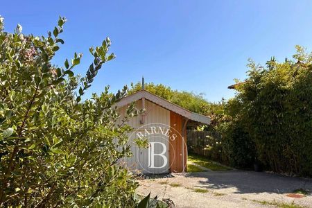ensemble de cabanes avec jardin Cap Ferret centre