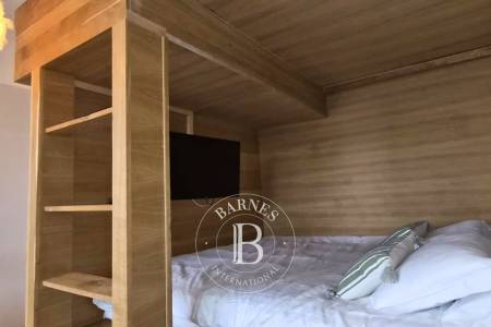 SUPERBE STUDIO RÉNOVÉ AVEC VUE MER EXCEPTIONNELLE, AU COEUR D’ARCACHON