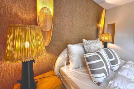 VILLA MEUBLÉE IDÉALE EN PIED À TERRE, EN PLEIN CENTRE DU CAP FERRET