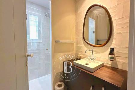 VILLA MEUBLÉE IDÉALE EN PIED À TERRE, EN PLEIN CENTRE DU CAP FERRET