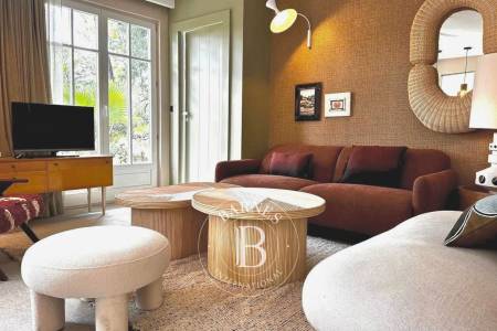 VILLA MEUBLÉE IDÉALE EN PIED À TERRE, EN PLEIN CENTRE DU CAP FERRET