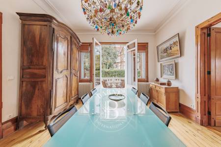 PROPRIÉTÉ FAMILIALE D’EXCEPTION DE 250 M² EN VILLE D’HIVER À ARCACHON