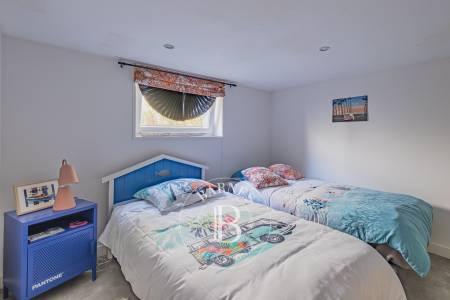 MAISON DE CHARME, RÉNOVÉE, AVEC TERRASSE ET GARAGE EN VILLE DE PRINTEMPS À ARCACHON