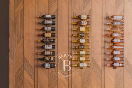 VILLA CONTEMPORAINE DE 238 M² AVEC STUDIO INDÉPENDANT ET PISCINE À LA TESTE-DE-BUCH