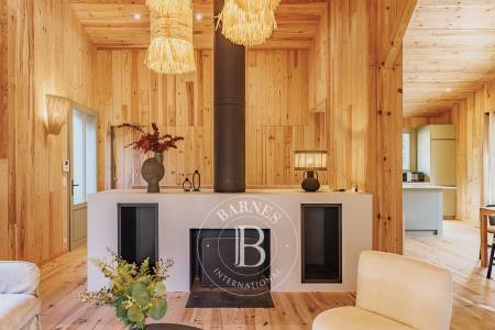 MAGNIFIQUE VILLA EN BOIS AVEC PISCINE ET 4 SUITES AU CŒUR DU CAP FERRET