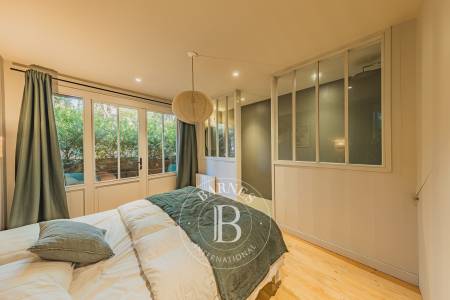 MAGNIFIQUE VILLA EN BOIS AVEC PISCINE ET 4 SUITES AU CŒUR DU CAP FERRET