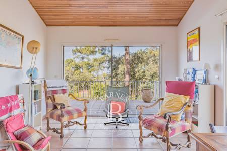 VILLA AU PANORAMA UNIQUE, DANS LE QUARTIER PRESTIGIEUX DE L'EDEN AU PYLA