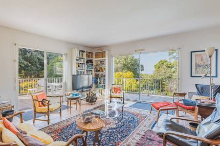 VILLA AU PANORAMA UNIQUE, DANS LE QUARTIER PRESTIGIEUX DE L'EDEN AU PYLA