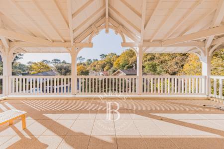 VILLA STYLE LOUISIANE AU CALME, PROCHE DE LA PLAGE DE PEREIRE À ARCACHON