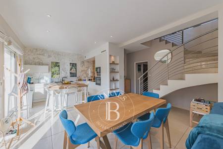 VILLA STYLE LOUISIANE AU CALME, PROCHE DE LA PLAGE DE PEREIRE À ARCACHON