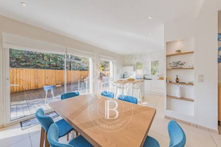 VILLA STYLE LOUISIANE AU CALME, PROCHE DE LA PLAGE DE PEREIRE À ARCACHON