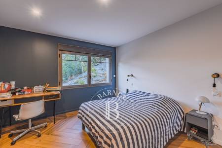VILLA FAMILIALE AVEC PISCINE DANS LE QUARTIER DE PEREIRE À ARCACHON