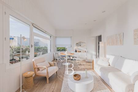 PROPRIÉTÉ CONTEMPORAINE AVEC VUE PANORAMIQUE SUR LE BASSIN À ANDERNOS