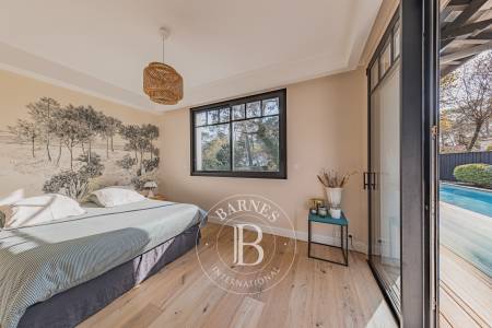 MAGNIFIQUE VILLA AVEC PISCINE AU PYLA-SUR-MER, PROCHE DES PLAGES