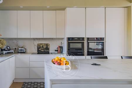 MAGNIFIQUE VILLA AVEC PISCINE AU PYLA-SUR-MER, PROCHE DES PLAGES