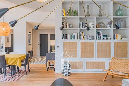 VILLA MODERNE AVEC PISCINE ET GRAND TERRAIN AU CŒUR DU CAP FERRET