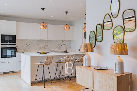 VILLA MODERNE AVEC PISCINE ET GRAND TERRAIN AU CŒUR DU CAP FERRET