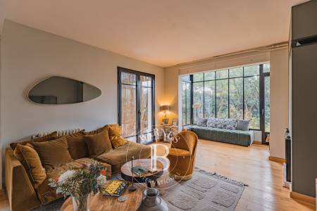 VILLA BASCO LANDAISE RÉNOVÉE AVEC PISCINE DANS LE QUARTIER DES ABATILLES À ARCACHON