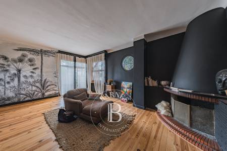 VILLA BASCO LANDAISE RÉNOVÉE AVEC PISCINE DANS LE QUARTIER DES ABATILLES À ARCACHON
