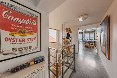 VILLA D’ARCHITECTE EN PREMIÈRE LIGNE AVEC PISCINE INTÉRIEURE – CAP FERRET