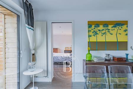 VILLA DE CHARME RÉNOVÉE, AVEC PISCINE, DANS LE QUARTIER DES ABATILLES À ARCACHON