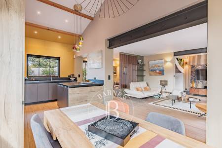 MAGNIFIQUE VILLA MODERNE D’ARCHITECTE AVEC PISCINE ET DÉPENDANCE À LA TESTE-DE-BUCH