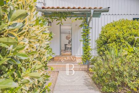villa rénovée avec terrasse bois Cap Ferret