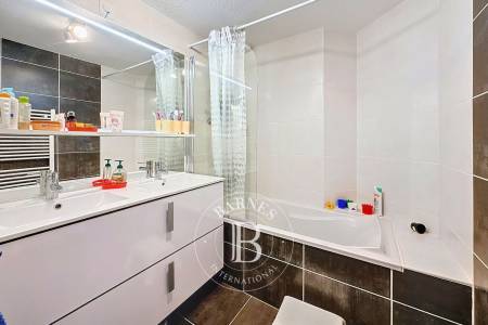 APPARTEMENT 4 PIÈCES AVEC TERRASSE, AU CALME, DANS UNE RÉSIDENCE RÉCENTE À ARCACHON CENTRE