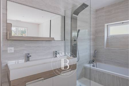 maison avec beau potentiel d’évolution Pyla