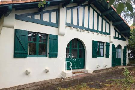 VILLA DE CHARME QUARTIER CALME DU MOULLEAU