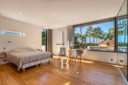 Maison d'architecte exclusive Bassin d'Arcachon avec 4 suites et bureau