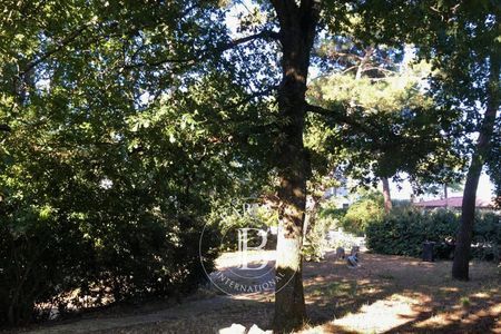 MAISON DE LUXE BASSIN