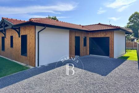 VILLA NEUVE DE PLAIN-PIED AVEC PISCINE À LA TESTE-DE-BUCH, SUR LE BASSIN D’ARCACHON