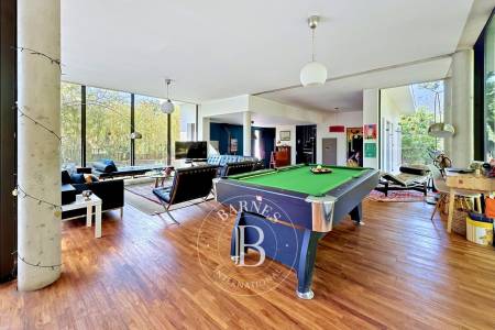 VILLA CONTEMPORAINE AU CALME DANS UN ENVIRONNEMENT BOISÉ AU CAP FERRET