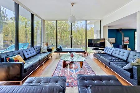 VILLA CONTEMPORAINE AU CALME DANS UN ENVIRONNEMENT BOISÉ AU CAP FERRET