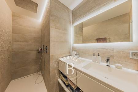 maison avec jardin dans quartier résidentiel Arcachon