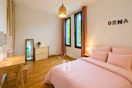 VILLA CONTEMPORAINE AU CALME DANS UN ENVIRONNEMENT BOISÉ AU CAP FERRET