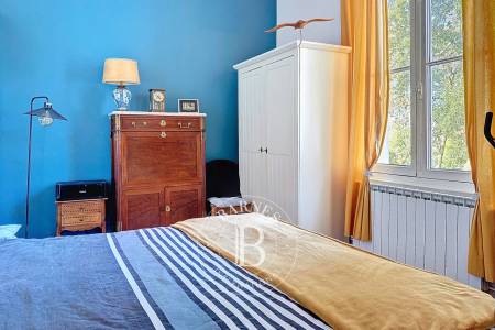 APPARTEMENT D'EXCEPTION DE 92 M² AVEC GARAGE EN VILLE D’HIVER À ARCACHON