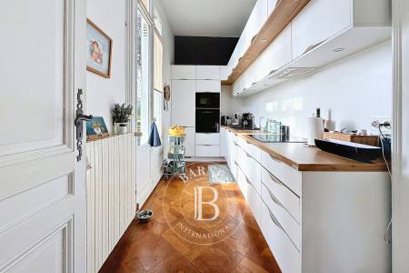 APPARTEMENT D'EXCEPTION DE 92 M² AVEC GARAGE EN VILLE D’HIVER À ARCACHON