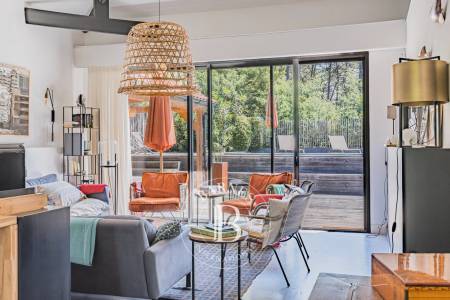 espace bureau ou salon d’été maison Pyla